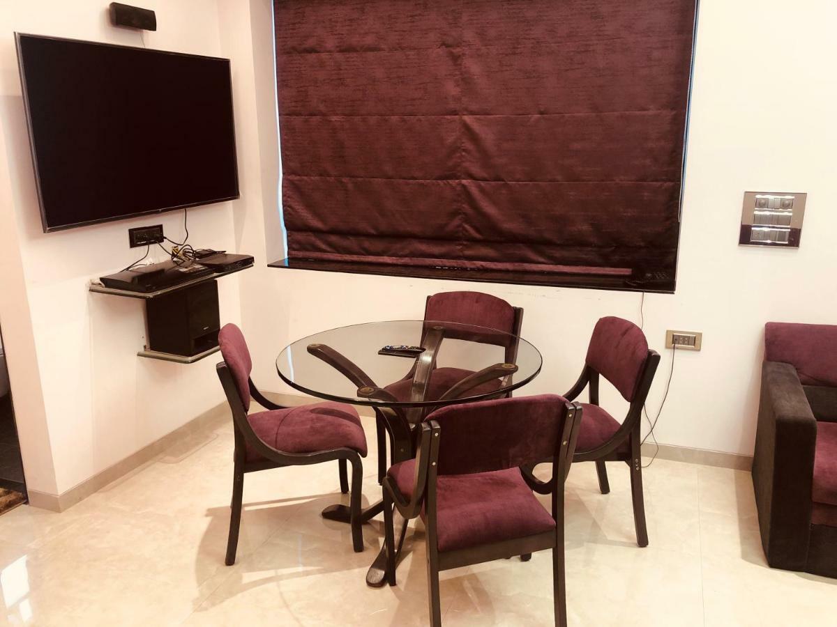 فندق رويال بالاس جالجاون المظهر الخارجي الصورة